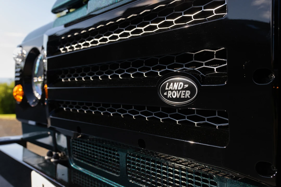 2004 Land Rover Defender 90 - Image 19 of 31