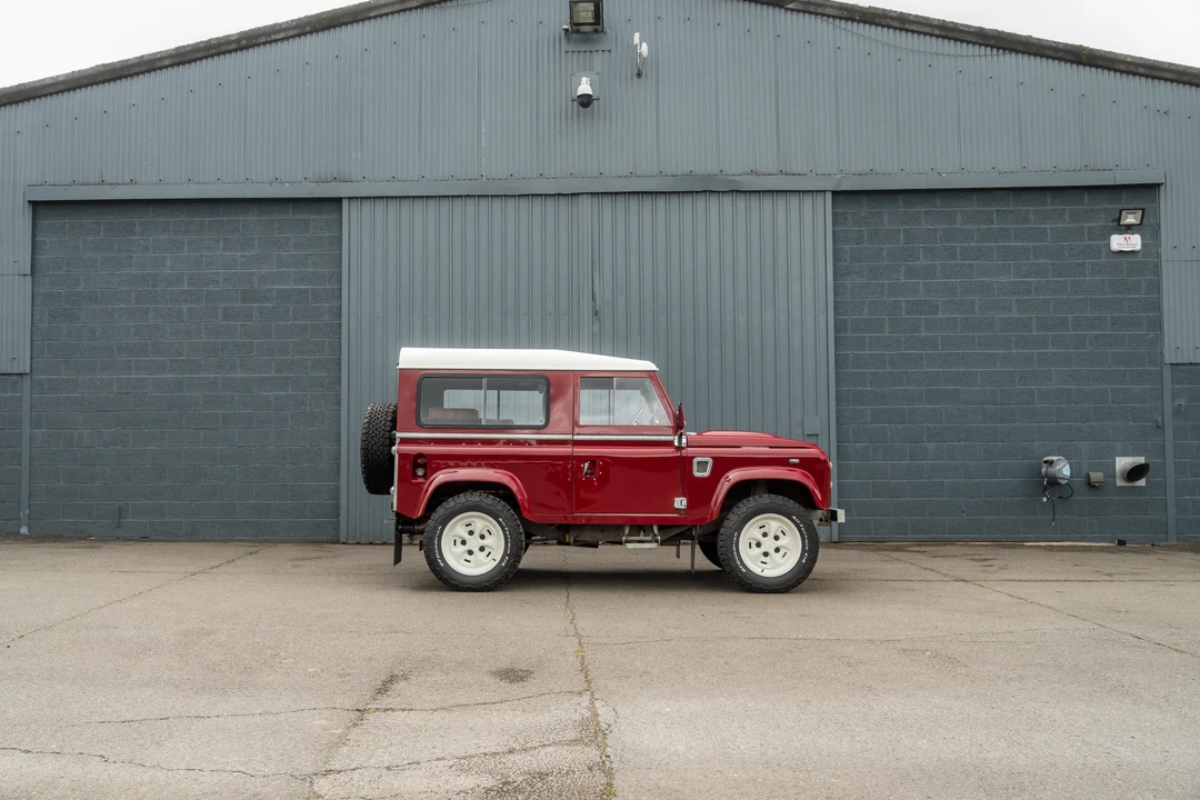 2003 Land Rover Defender 90 - Image 16 of 31