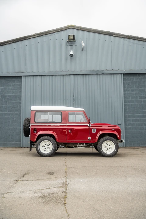 2003 Land Rover Defender 90 - Image 27 of 31
