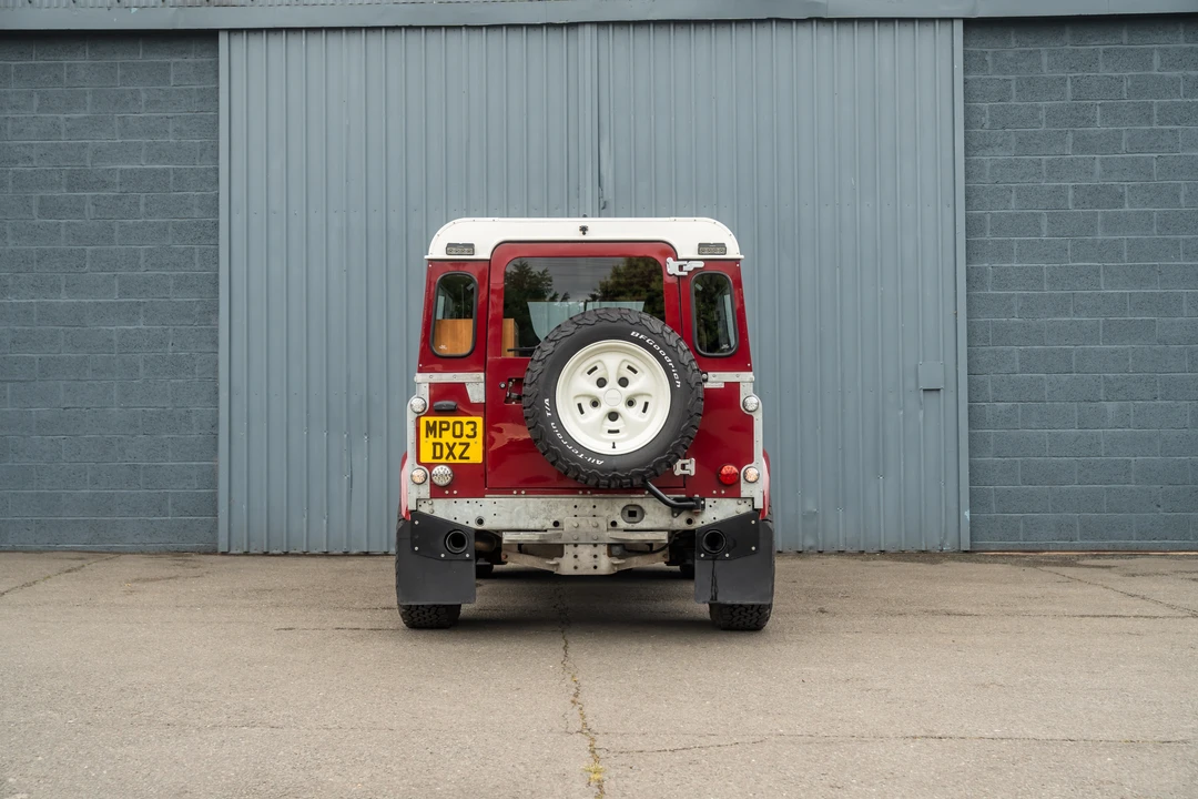2003 Land Rover Defender 90 - Image 14 of 31