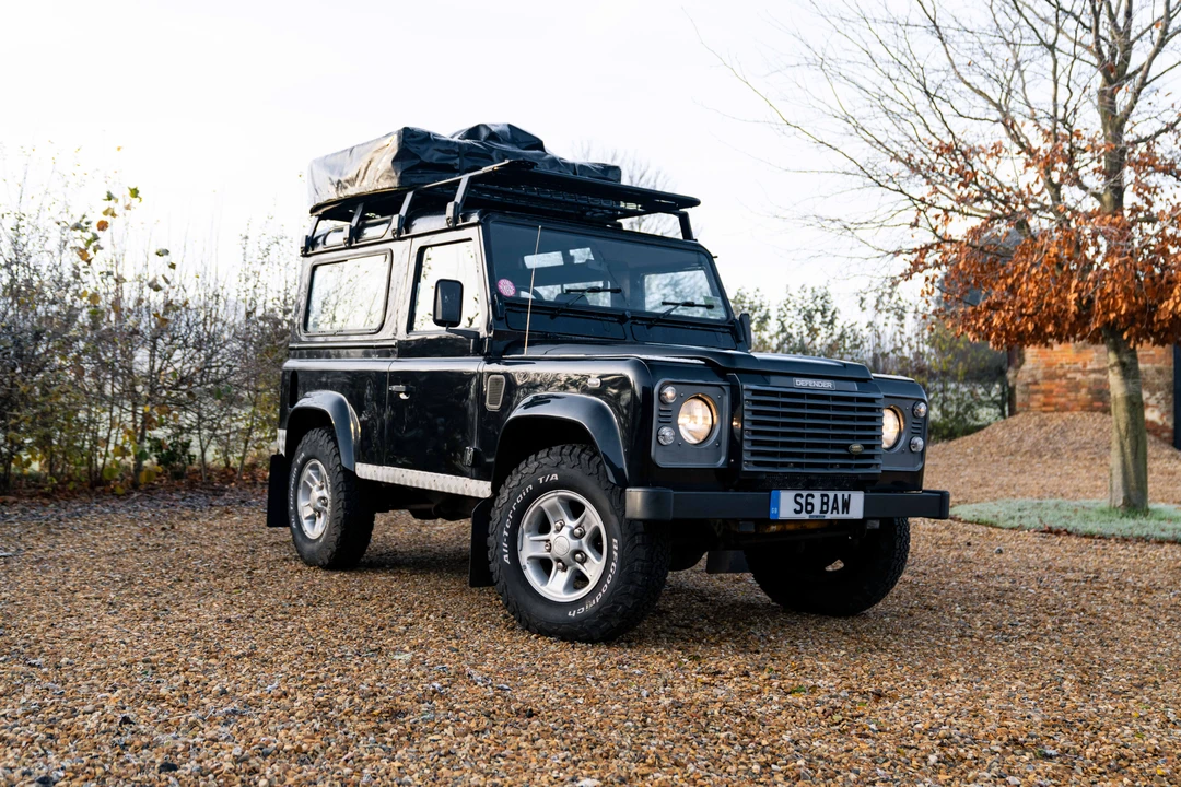 2003 Land Rover Defender 90 - Image 3 of 31