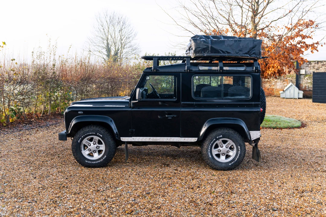 2003 Land Rover Defender 90 - Image 18 of 31
