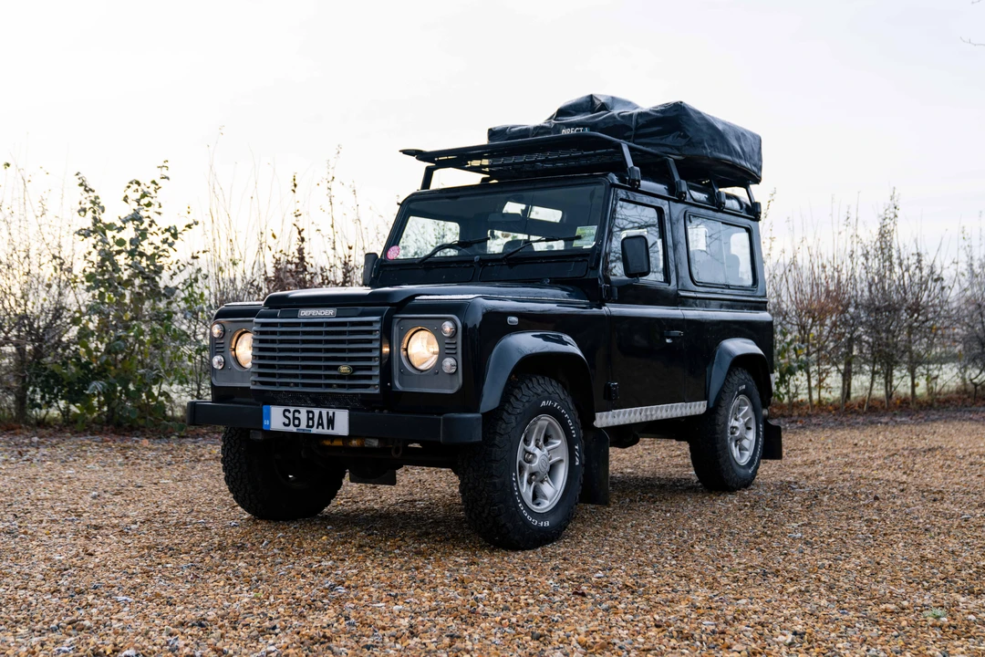 2003 Land Rover Defender 90 - Image 9 of 31