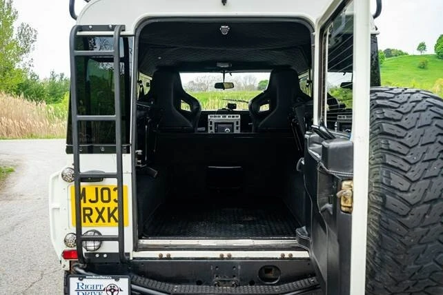 2003 Land Rover Defender 90 - Image 2 of 9