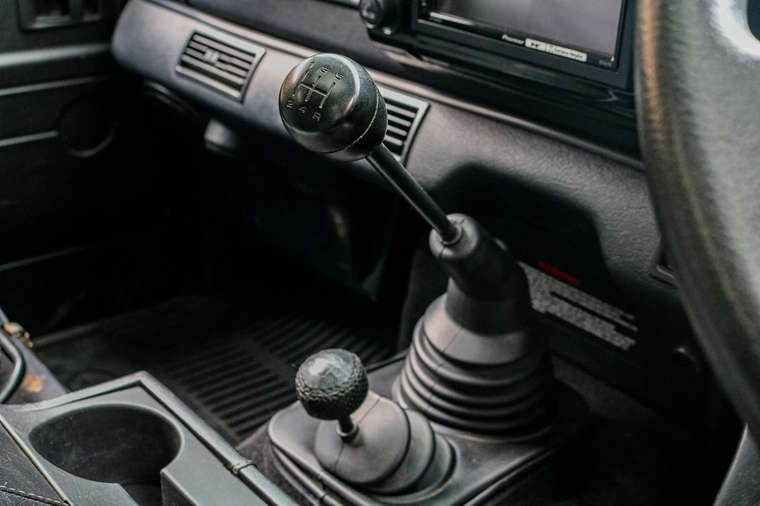 2003 Land Rover Defender 90 - Image 15 of 30