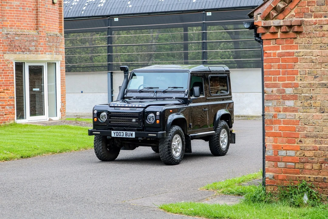 2003 Land Rover Defender 90 - Image 4 of 30
