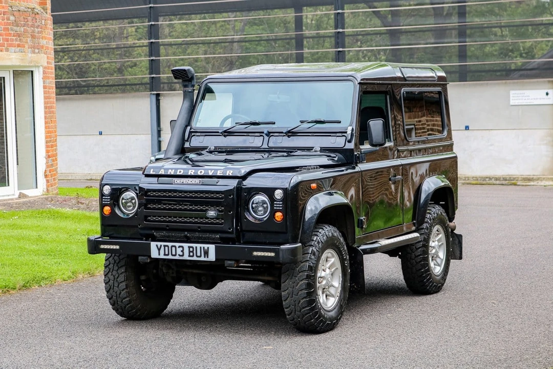 2003 Land Rover Defender 90 - Image 3 of 30