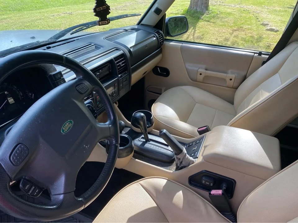 2003 Land Rover Discovery 2nd Gen - Image 3 of 7