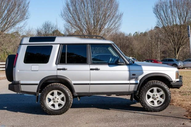 2003 Land Rover Discovery 2nd Gen - Image 3 of 7