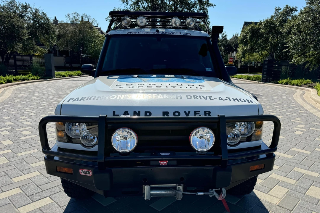 2003 Land Rover Discovery 2nd Gen - Image 2 of 31
