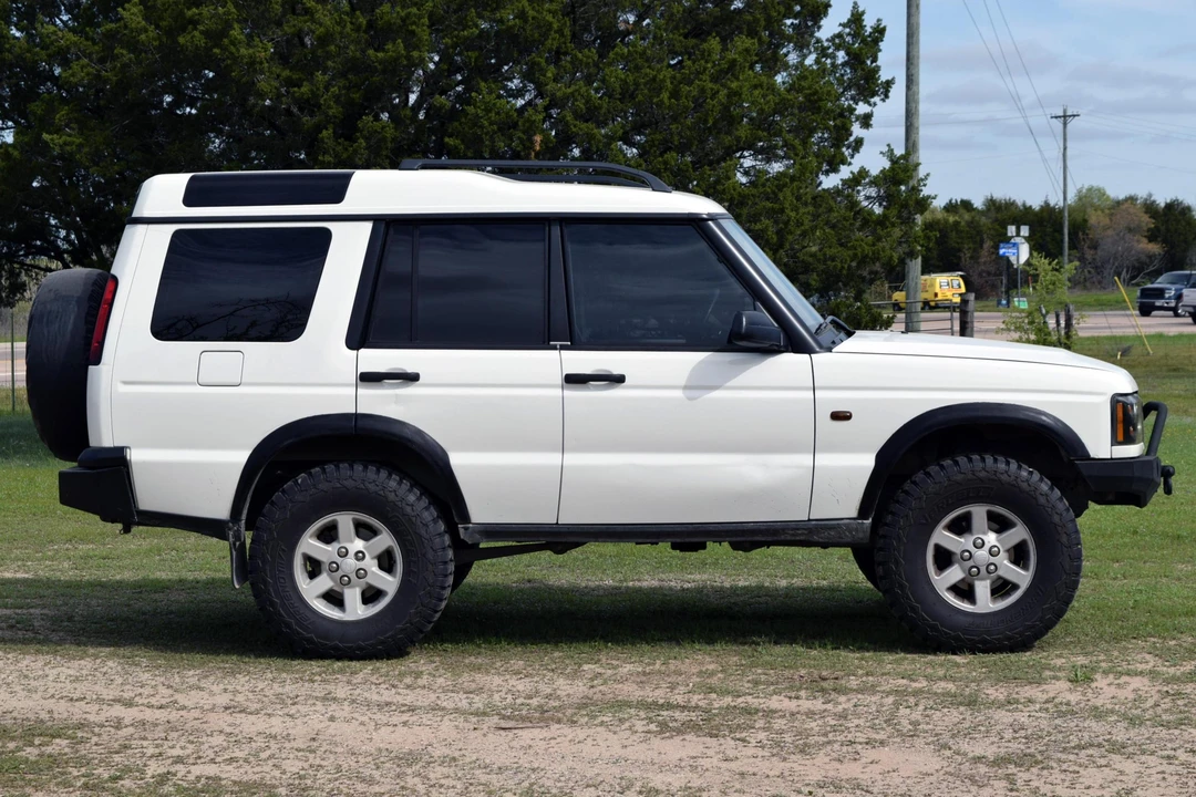 2003 Land Rover Discovery 2nd Gen - Image 2 of 2