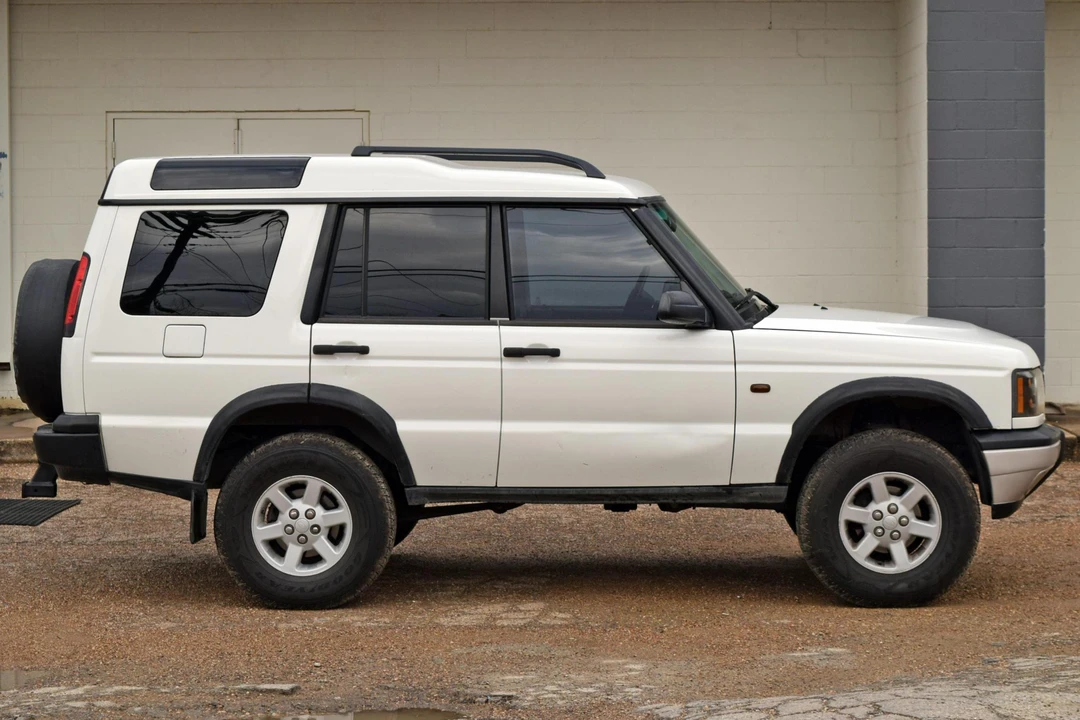 2003 Land Rover Discovery 2nd Gen - Image 3 of 5