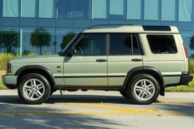 2003 Land Rover Discovery 2nd Gen - Image 3 of 8