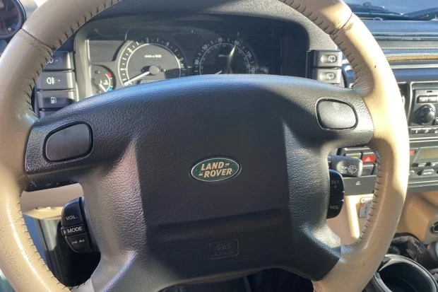 2003 Land Rover Discovery 2nd Gen - Image 5 of 7