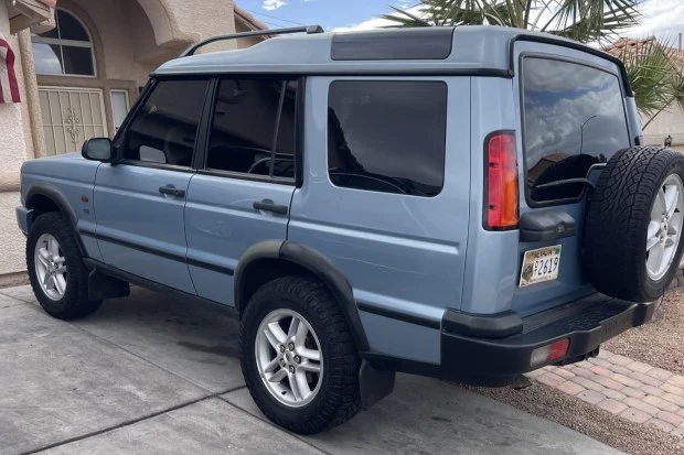 2003 Land Rover Discovery 2nd Gen - Image 2 of 7