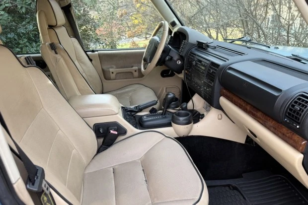 2003 Land Rover Discovery 2nd Gen - Image 4 of 8