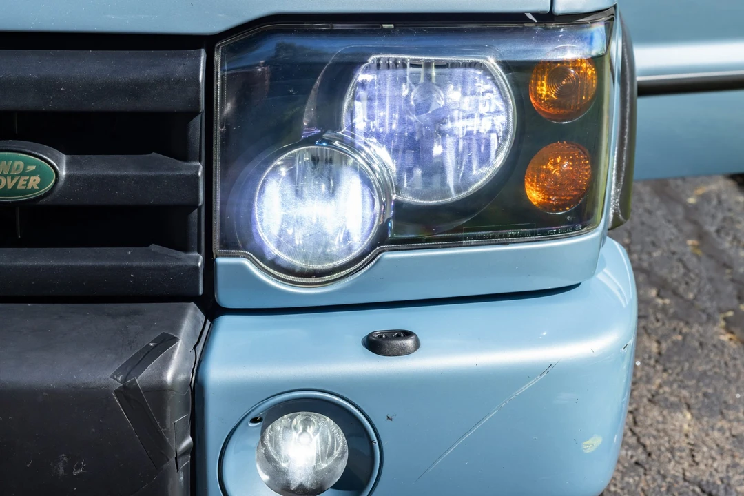 2003 Land Rover Discovery 2nd Gen - Image 11 of 31