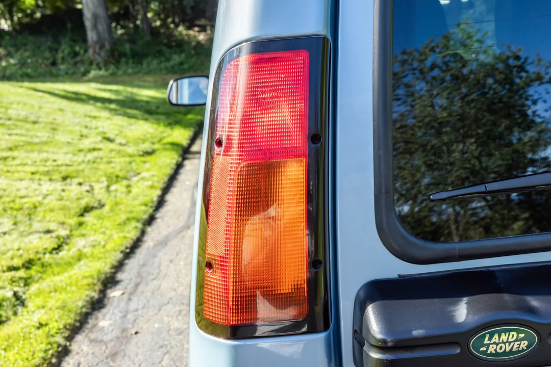 2003 Land Rover Discovery 2nd Gen - Image 13 of 31