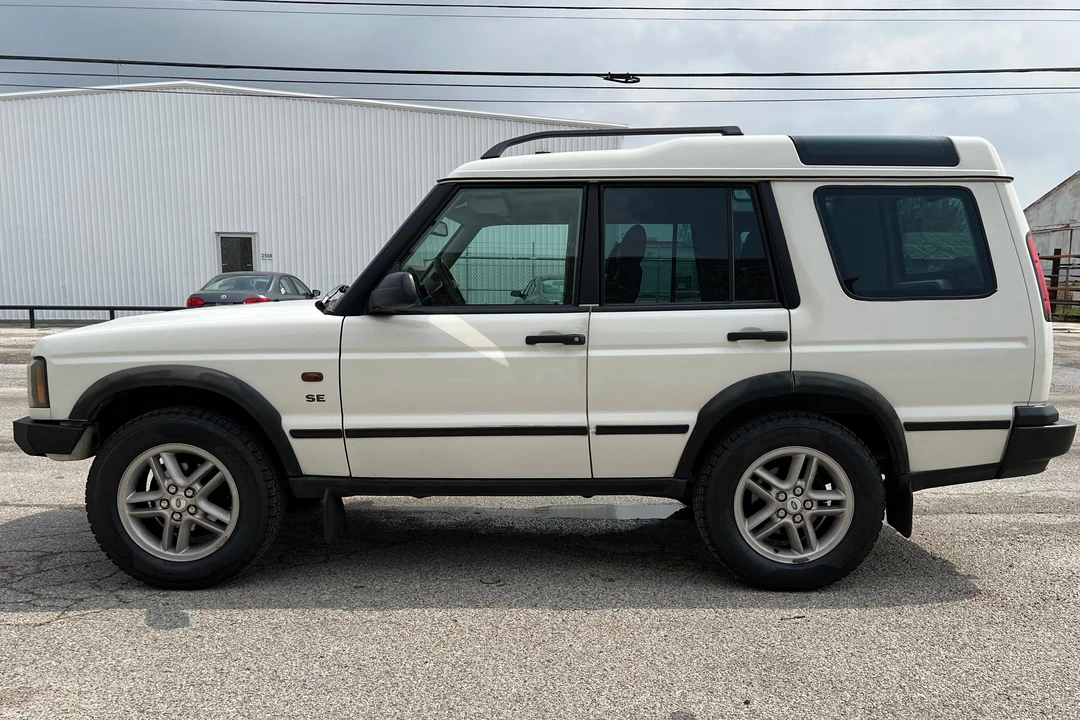 2003 Land Rover Discovery 2nd Gen - Image 3 of 31