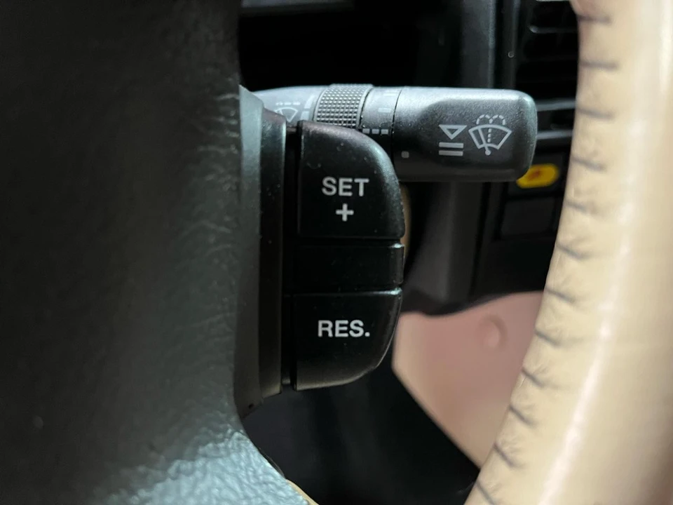 2003 Land Rover Discovery 2nd Gen - Image 13 of 21