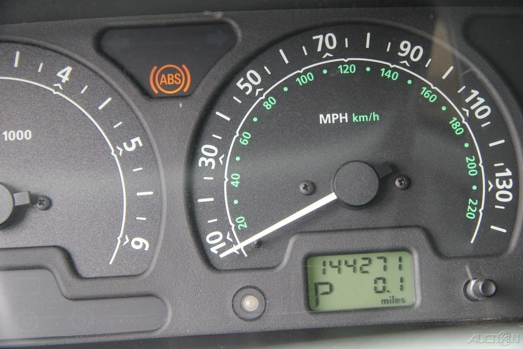 2003 Land Rover Discovery 2nd Gen - Image 19 of 21