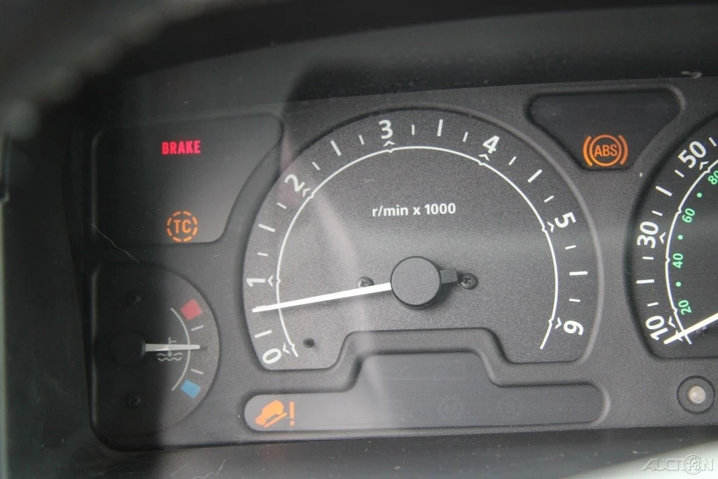 2003 Land Rover Discovery 2nd Gen - Image 18 of 21