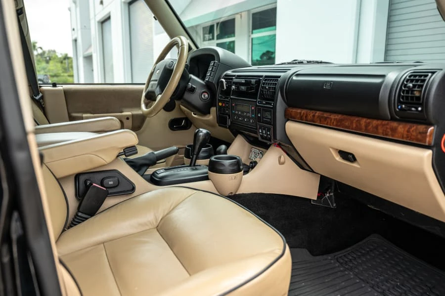 2003 Land Rover Discovery 2nd Gen - Image 12 of 14