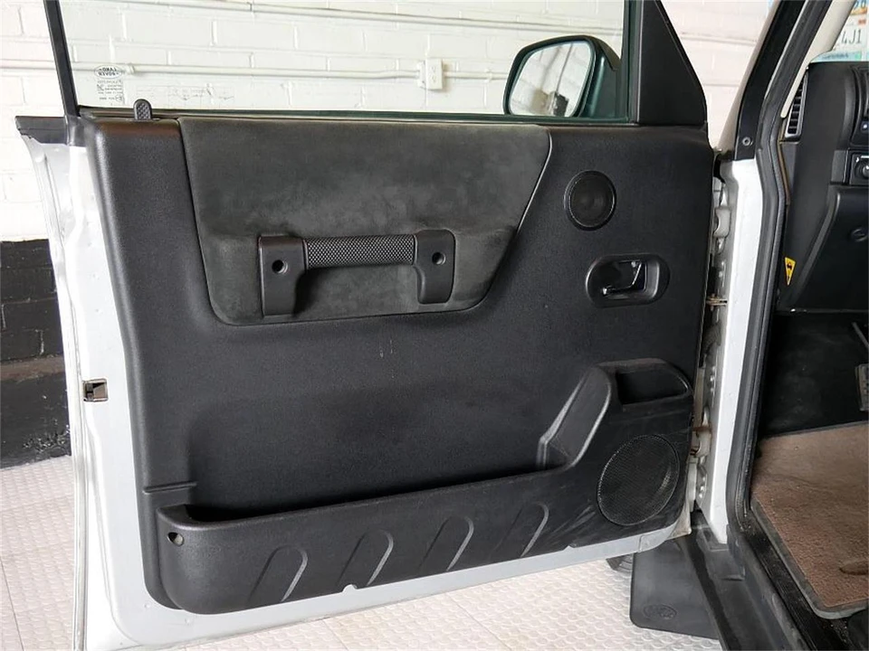 2003 Land Rover Discovery 2nd Gen - Image 22 of 31