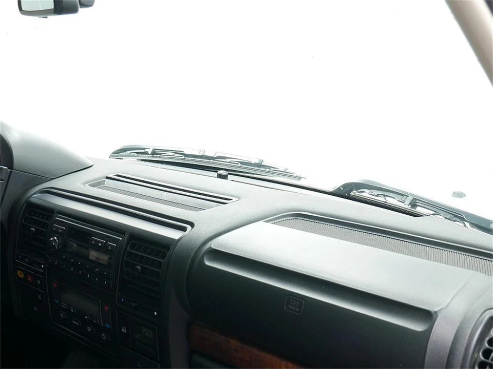 2003 Land Rover Discovery 2nd Gen - Image 17 of 31