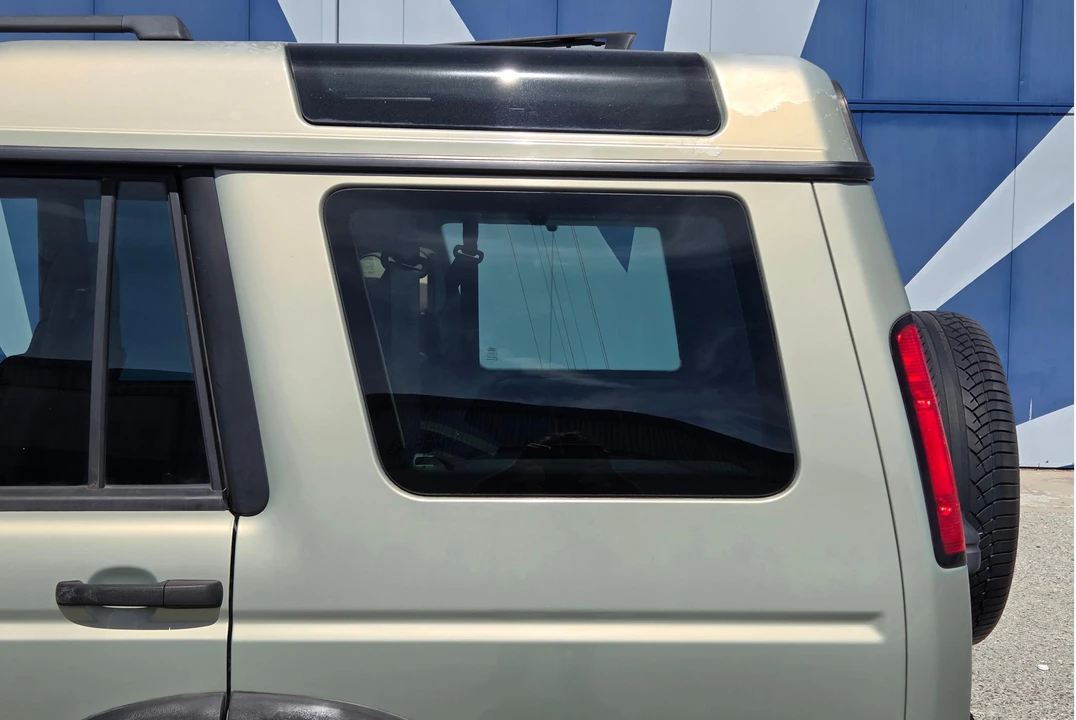 2003 Land Rover Discovery 2nd Gen - Image 15 of 31