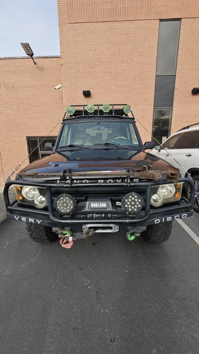 2003 Land Rover Discovery 2nd Gen - Image 2 of 21