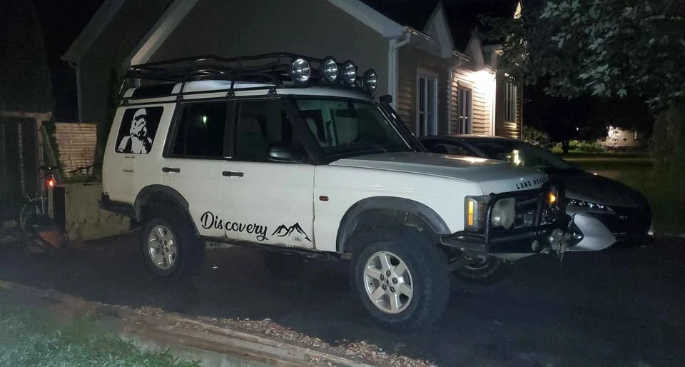 2003 Land Rover Discovery 2nd Gen - Image 2 of 4