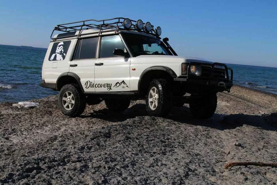 2003 Land Rover Discovery 2nd Gen - Image 3 of 4
