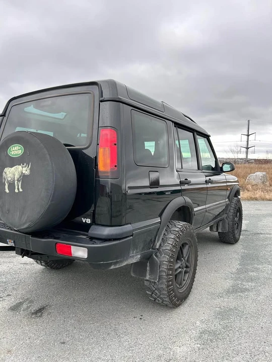 2003 Land Rover Discovery 2nd Gen - Image 3 of 12