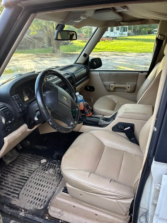 2003 Land Rover Discovery 2nd Gen - Image 6 of 7