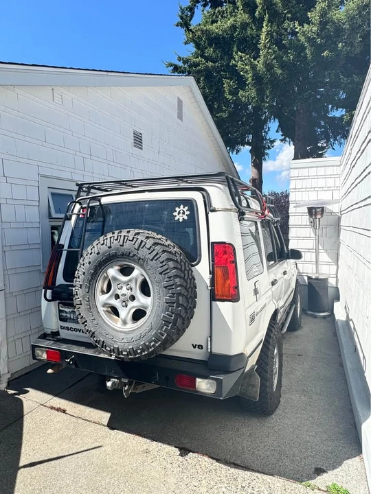 2003 Land Rover Discovery 2nd Gen - Image 2 of 9
