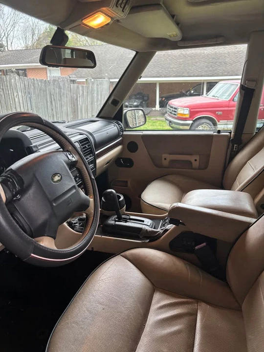 2003 Land Rover Discovery 2nd Gen - Image 6 of 10