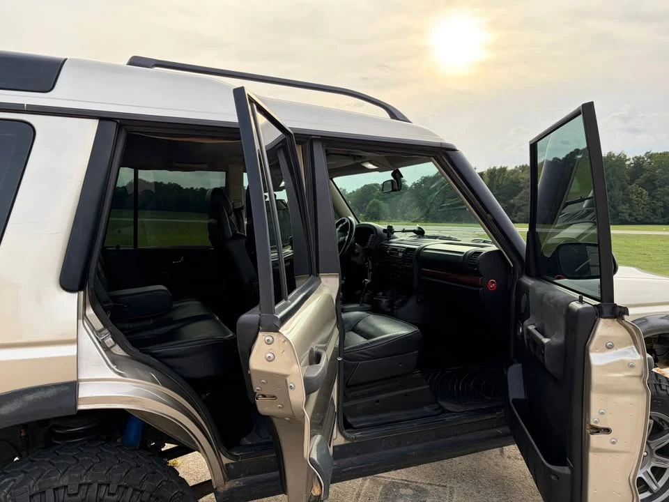 2003 Land Rover Discovery 2nd Gen - Image 16 of 17