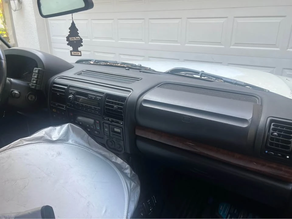 2003 Land Rover Discovery 2nd Gen - Image 12 of 17