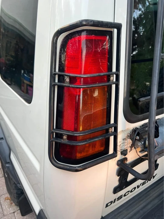 2003 Land Rover Discovery 2nd Gen - Image 9 of 17