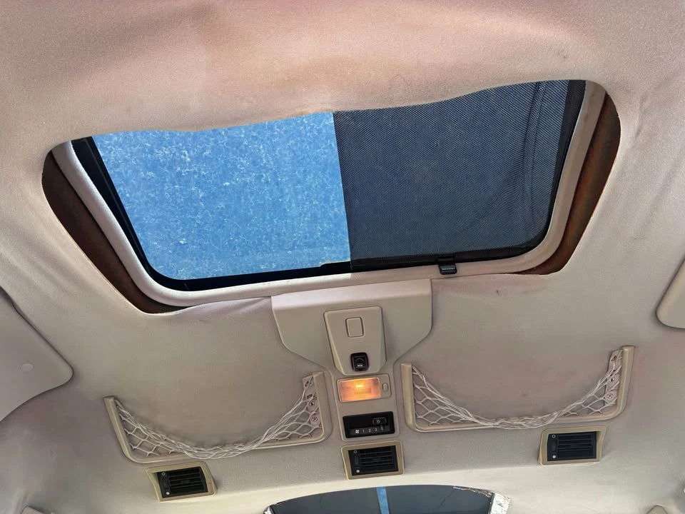 2003 Land Rover Discovery 2nd Gen - Image 8 of 9