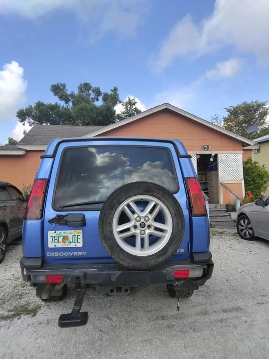 2003 Land Rover Discovery 2nd Gen - Image 2 of 8