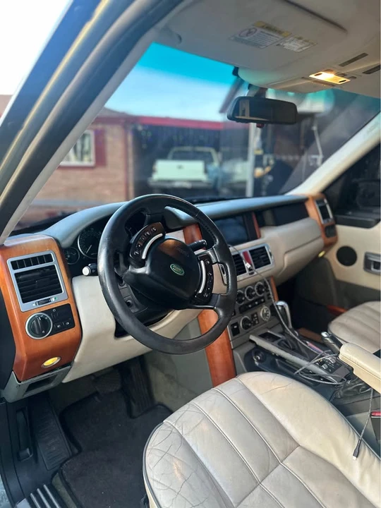 2003 Land Rover Range Rover L322 - Image 10 of 13