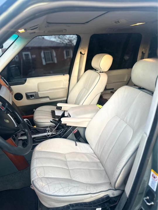 2003 Land Rover Range Rover L322 - Image 11 of 13