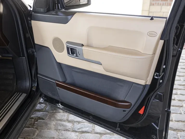 2003 Land Rover Range Rover L322 - Image 19 of 31