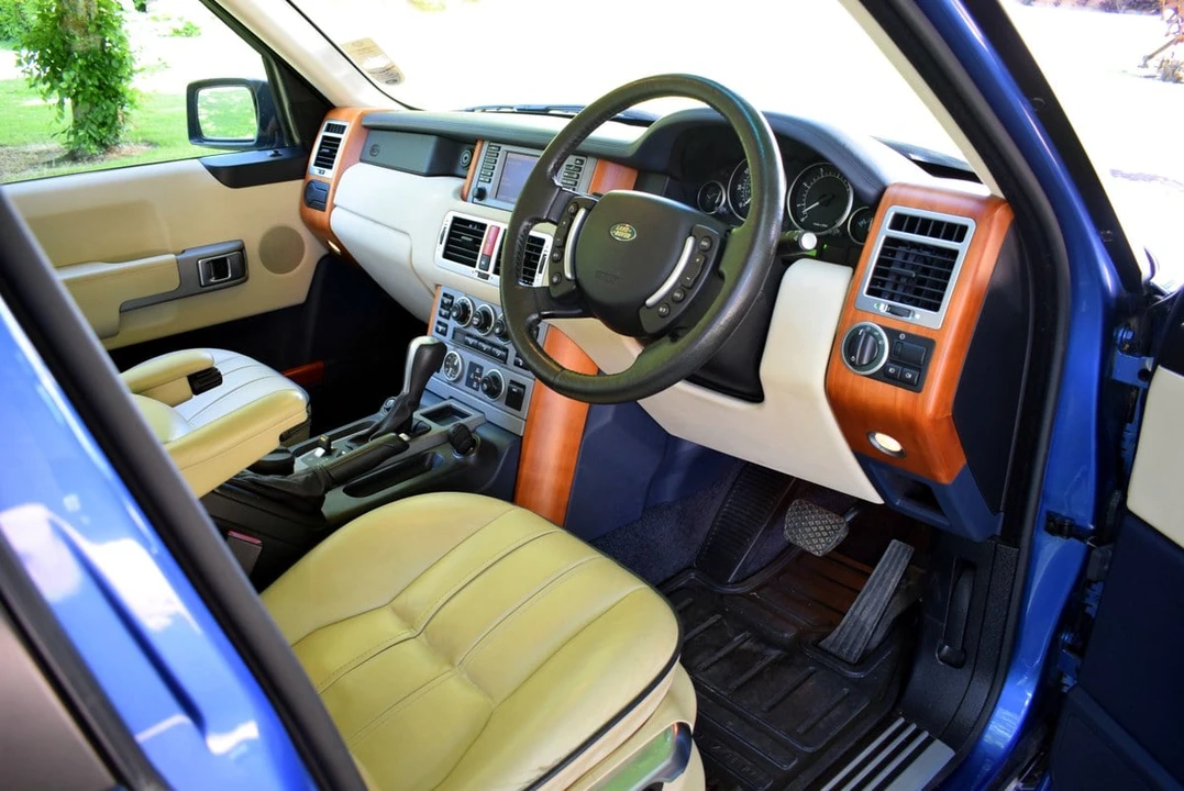 2003 Land Rover Range Rover L322 - Image 23 of 30