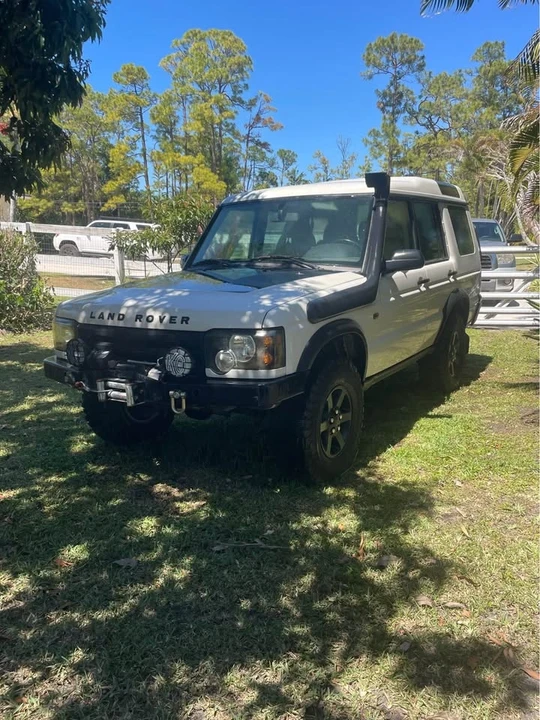 2003 Land Rover Discovery 2nd Gen - Image 2 of 7