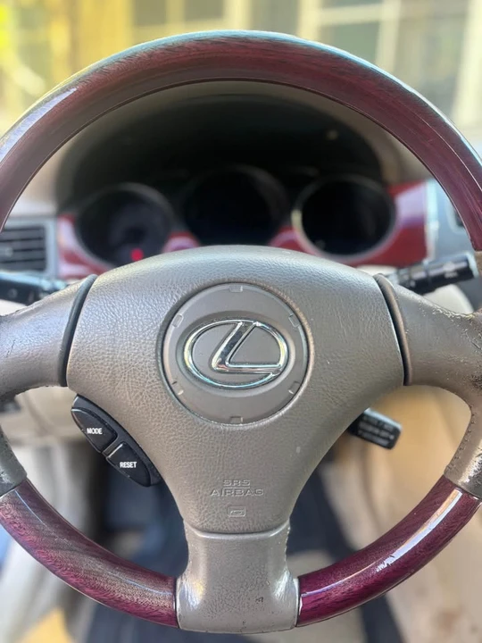 2003 Lexus ES 4th Gen - Image 11 of 11