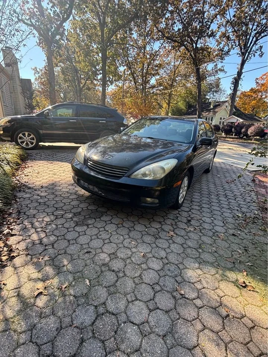 2003 Lexus ES 4th Gen - Image 4 of 11