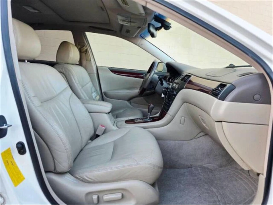 2003 Lexus ES 4th Gen - Image 13 of 20